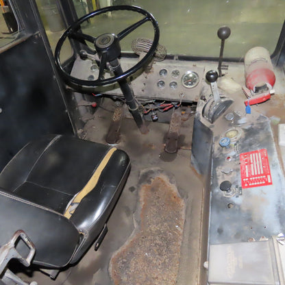 Capacity TJ4000D V8 LP Gas Trailer Jockey Yard Dog Spotter Truck 1984 AS/IS
