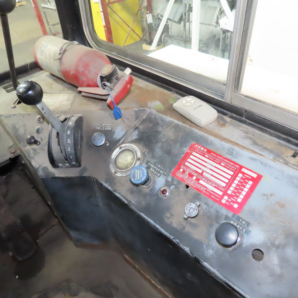Capacity TJ4000D V8 LP Gas Trailer Jockey Yard Dog Spotter Truck 1984 AS/IS
