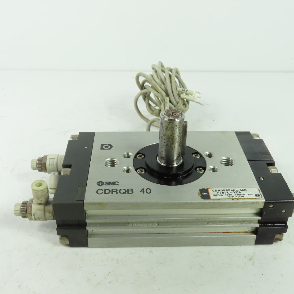 SMC CDRQB 40 Rotary Actuator Cylinder 1.0MPa 145PSI 15mm Shaft