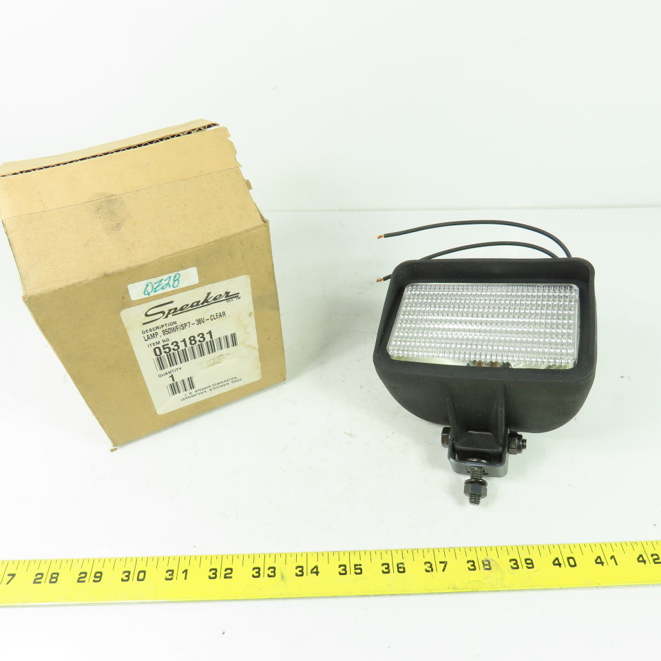 Speaker 850WF/SP7-36V-Clear Lamp Light W/Mounting Bracket