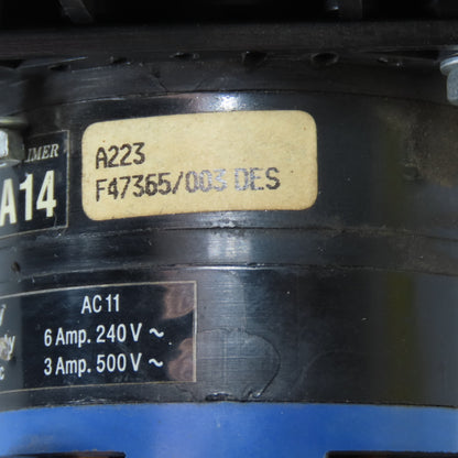 Kraus & Naimer A223 F47365/003 DES 2-Position Locking Switch A14 600VAC 6 Amp