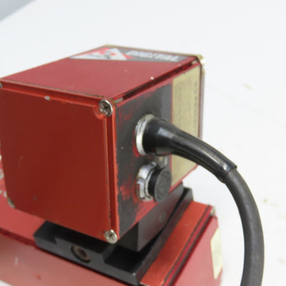 Perceptron 917-3008 Digital Surface Sensor Rev 1 W/ 515-0095 LED Flood Light