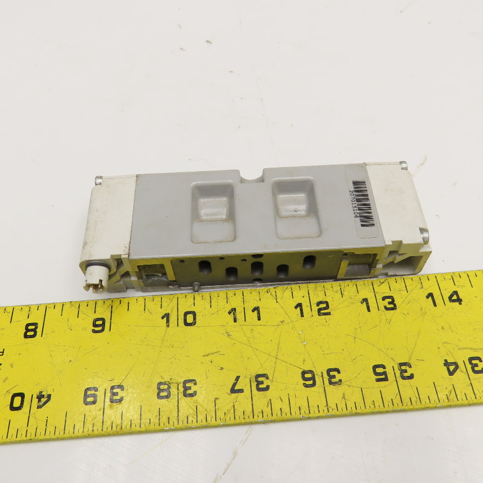 Parker HA5VXBG0G9A 5/3 Position Closed Center Directional Valve 24VDC