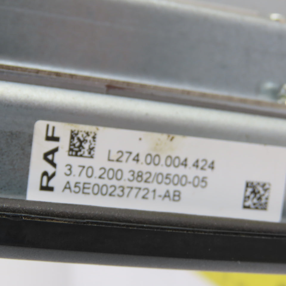 Siemens 6FC5203-0AF03-0AA0 Operator Panel + 6FC5210-0DF00-2AA0 PCU 50 WinXP Pro