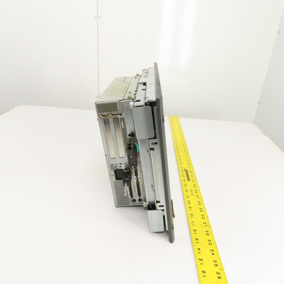 Siemens 6FC5203-0AF03-0AA0 Operator Panel + 6FC5210-0DF00-2AA0 PCU 50 WinXP Pro