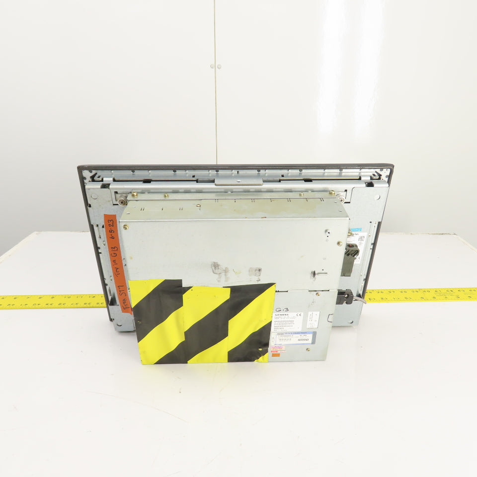 Siemens 6FC5203-0AF03-0AA0 Operator Panel + 6FC5210-0DF00-2AA0 PCU 50 WinXP Pro