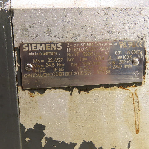 Siemens 1FT6102-8AB71-4AA1 3.8kW Servo Motor 1500RPM W/ Encoder B01-2048-S/R