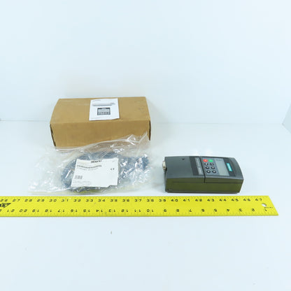 Siemens 6SE6400-0BP00-0AA0 Operator Panel W/6SE6401-1DF00-0AA0 Mount & Cable NEW