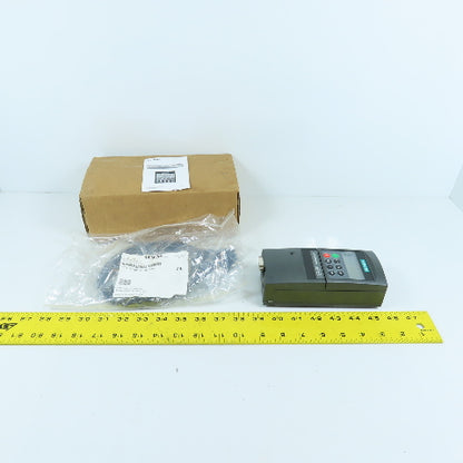 Siemens 6SE6400-0BP00-0AA0 Operator Panel W/6SE6401-1DF00-0AA0 Mount & Cable NEW