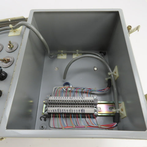 Hoffman A-10086CH 10 x 8 x 6" Electrical Enclosure (No Backplate) 5 Push Buttons
