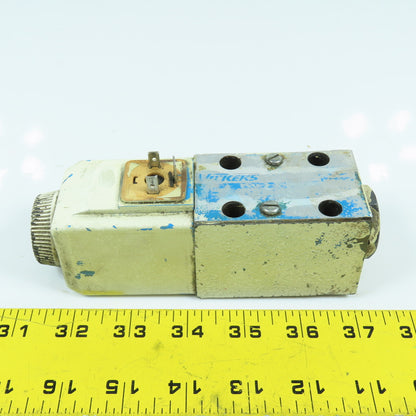 Vickers DG4V-3-7A-M-U-H7-60 4/2 Position Hydraulic Directional Control Valve