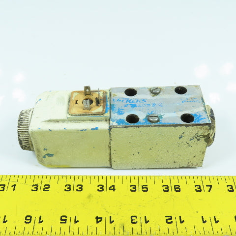 Vickers DG4V-3-7A-M-U-H7-60 4/2 Position Hydraulic Directional Control Valve