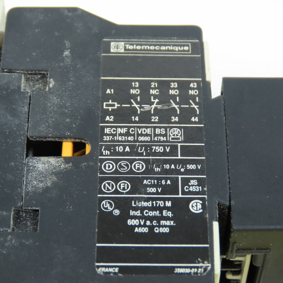 Telemecanique CA2 DN31 10A Contactor 220v Coil W/ LA3 DR4 Time Delay Relay