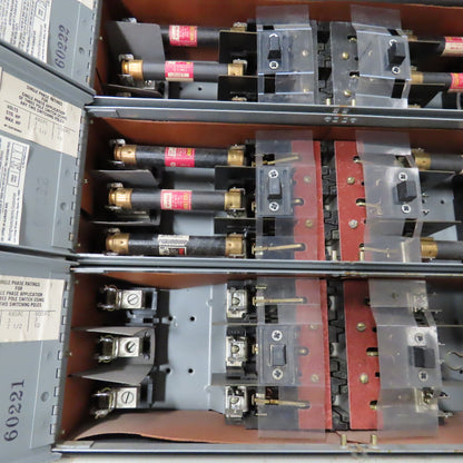 Westinghouse FY48384 Type FDP 400A 3Ph 3W 480V Fused Panel Switch Board