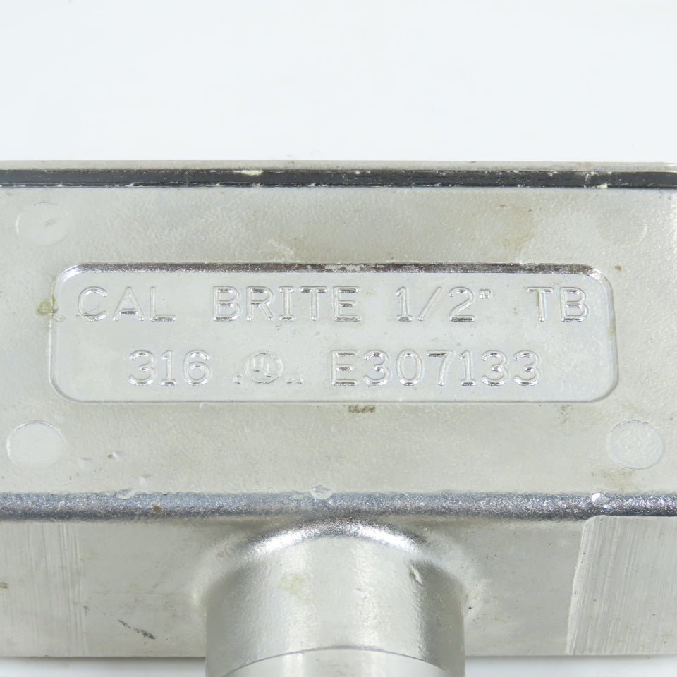 Calbrite E307133 1/2" TB 316 Stainless Steel Conduit Body W/ Cover