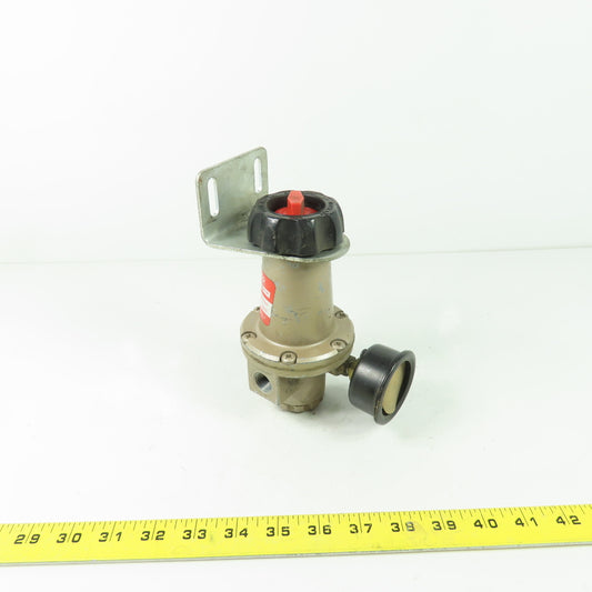 Schrader 3563-2000 Pneumatic Regulator 125PSI 3/8" NPT Gage Broken