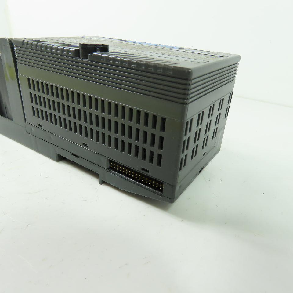 GE Fanuc IC200MDL740E Output Module 12-24VDC .5A