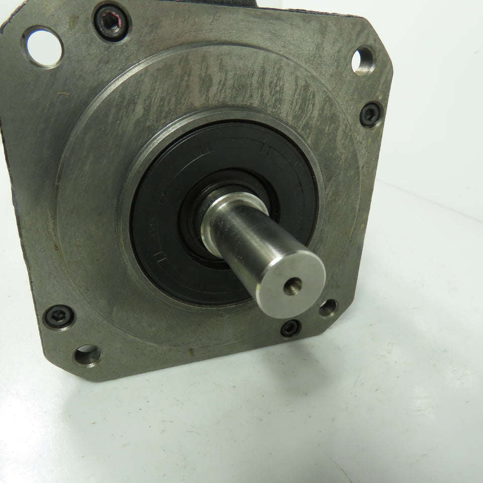 Fanuc A06B-0233-B400 2.2kw AC Servo Motor 333V 6000RPM W/ A860-2000-T301 Encoder