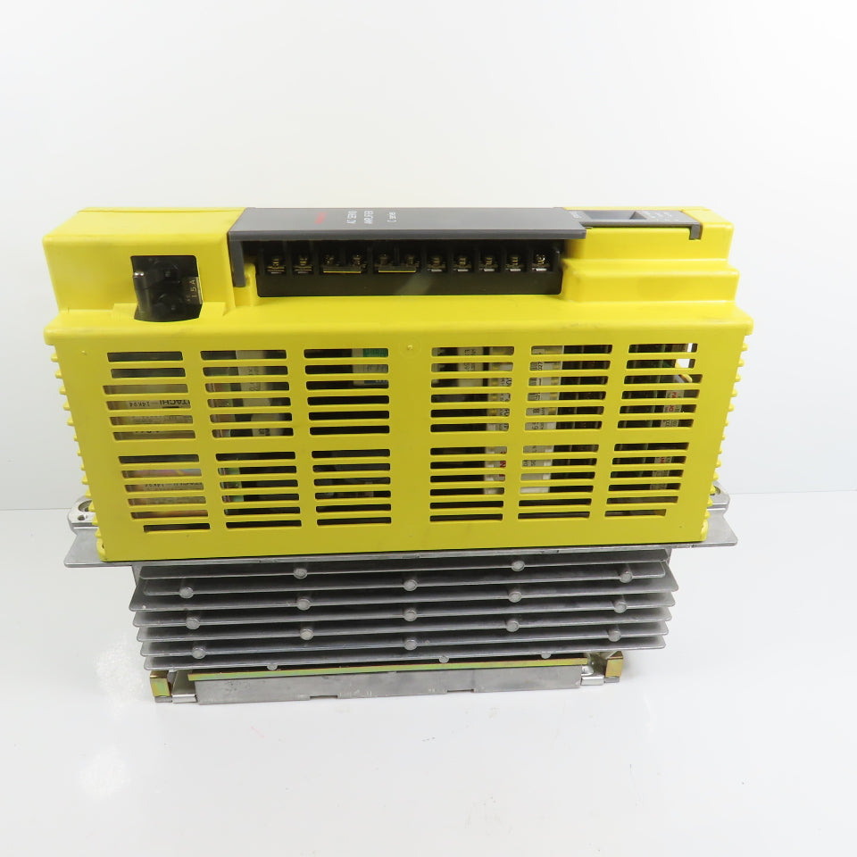 Fanuc A06B-6066-H233 AC Servo Amplifier C Series