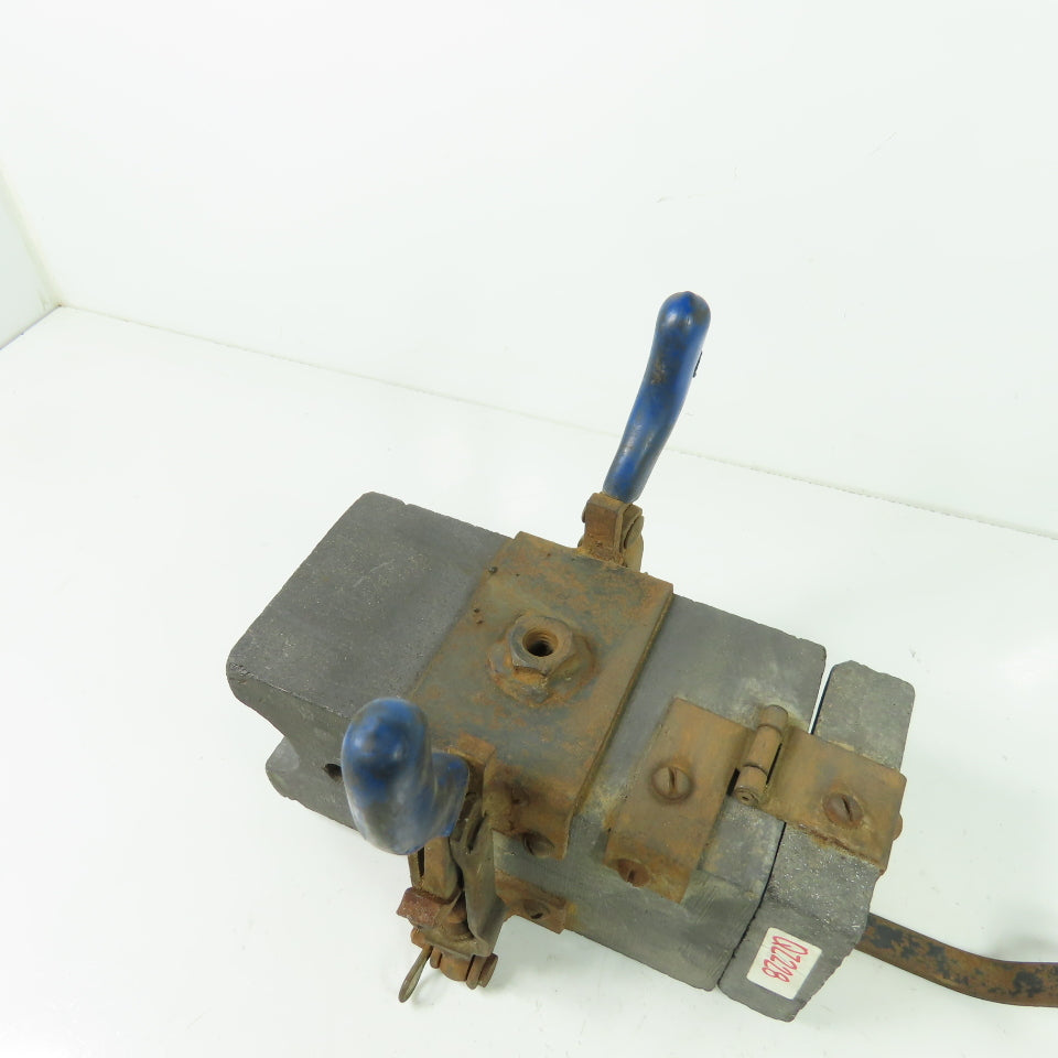 Cadweld RRH-592Q Concrete Rebar Mold W/ Handles