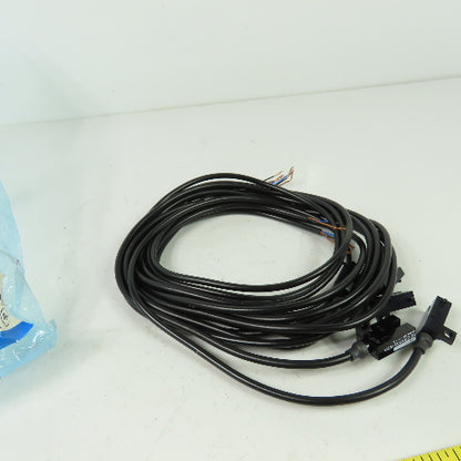 Omron EE-SPX302-W2A Slot Type Photo Microsensor 24VDC Infrared Lot Of 5