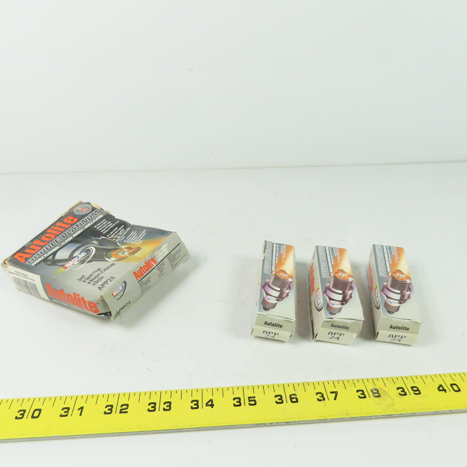 Autolite Double Platinum Automotive Replacement Spark Plug Lot Of 3