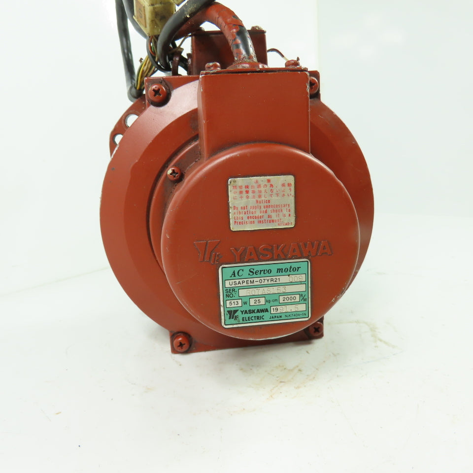 Yaskawa USAPEM-07YR212 AC Servo Motor 2000RPM 513W