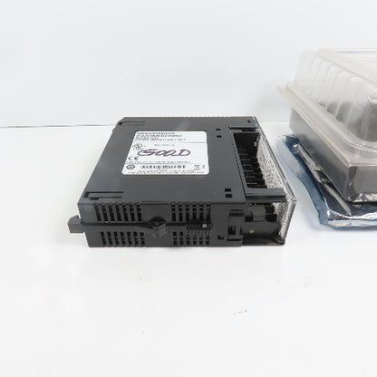 GE Fanuc IC693MDR390D 8 Point 24VDC Mixed I/O Relay Module (Very Clean)