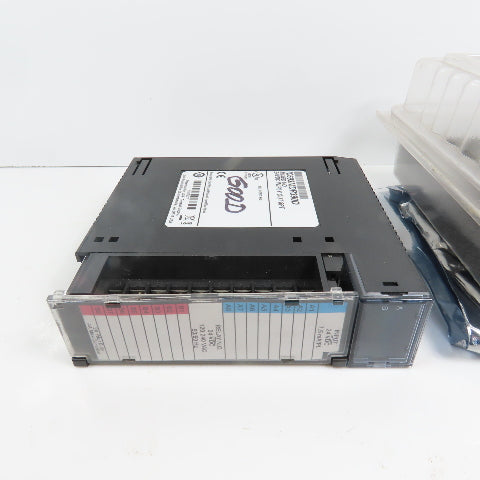 GE Fanuc IC693MDR390D 8 Point 24VDC Mixed I/O Relay Module (Very Clean)