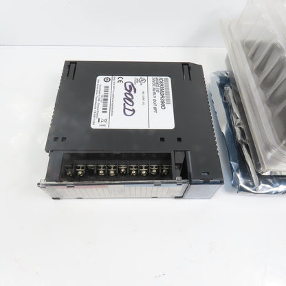 GE Fanuc IC693MDR390D 8 Point 24VDC Mixed I/O Relay Module (Very Clean)