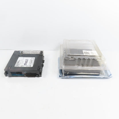 GE Fanuc IC693MDR390D 8 Point 24VDC Mixed I/O Relay Module (Very Clean)