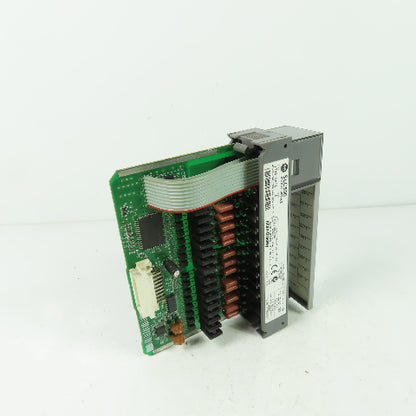 Allen Bradley 1746-0A16 Ser D SLC500 Output Module (No Terminal Strip)