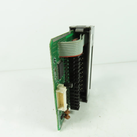 Allen Bradley 1746-0A16 Ser D SLC500 Output Module (No Terminal Strip)