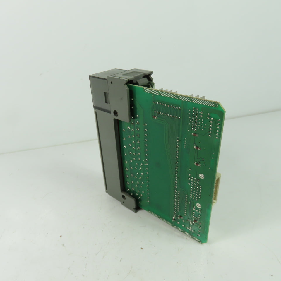 Allen Bradley 1746-0A16 Ser C SLC500 Output Module W/Heatsink