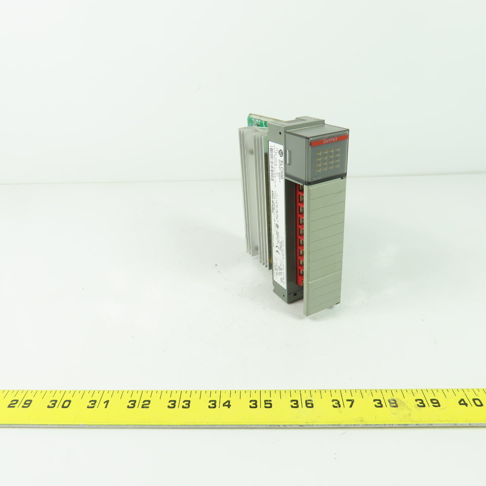 Allen Bradley 1746-0A16 Ser C SLC500 Output Module W/Heatsink