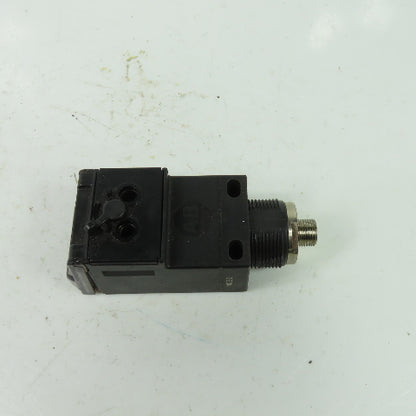 Allen Bradley 42GDF-9000-QD Ser A Photoswitch Photoelectric Senser 10-30VDC