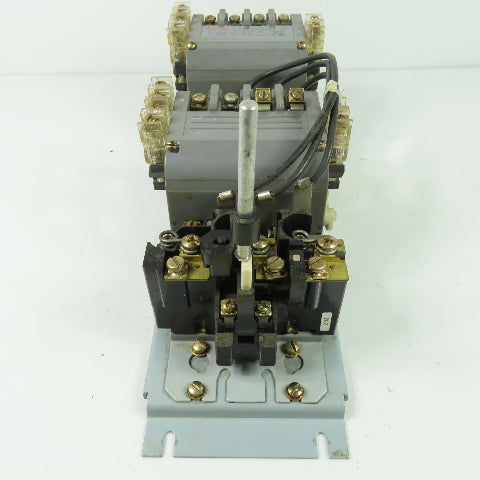 Furnas 22DP32A*E6 Ser B 600VAC Reversing Motor Starter 27A 120V Coil
