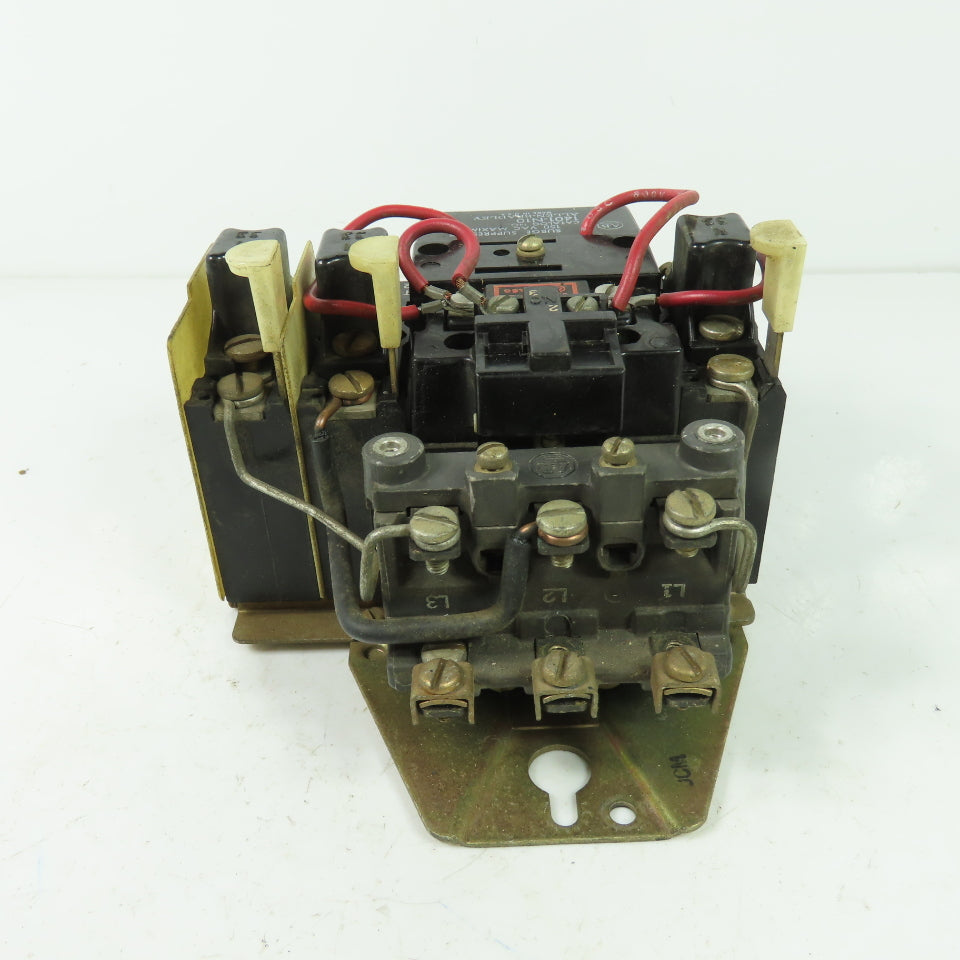Allen Bradley 709-A0B103 Ser K Size 0 Motor Starter 5HP 120V Coil W/ 1401-N10