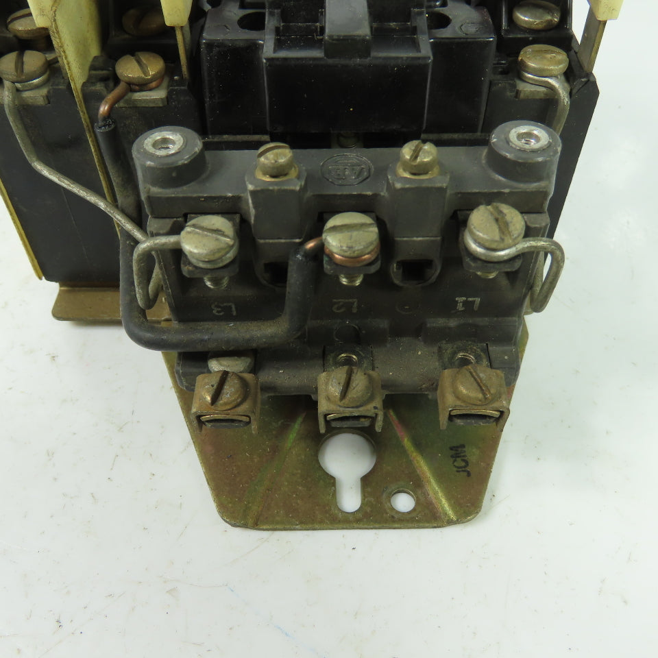 Allen Bradley 709-A0B103 Ser K Size 0 Motor Starter 5HP 120V Coil W/ 1401-N10
