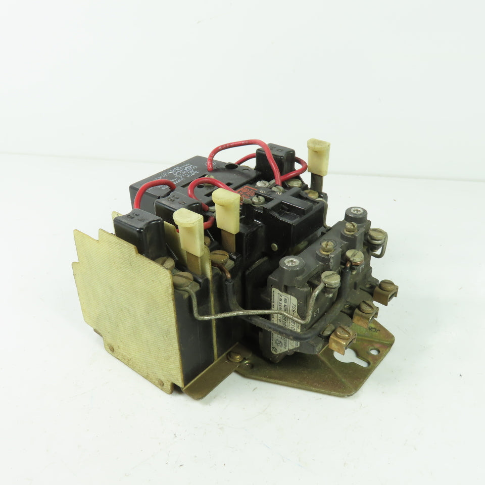 Allen Bradley 709-A0B103 Ser K Size 0 Motor Starter 5HP 120V Coil W/ 1401-N10