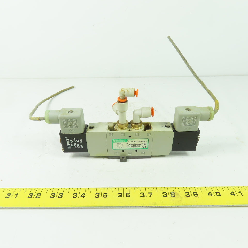 Numatics L12BB552B000061 145PSI Pneumatic Solenoid Valve 1/4" NPT 24VDC Coil