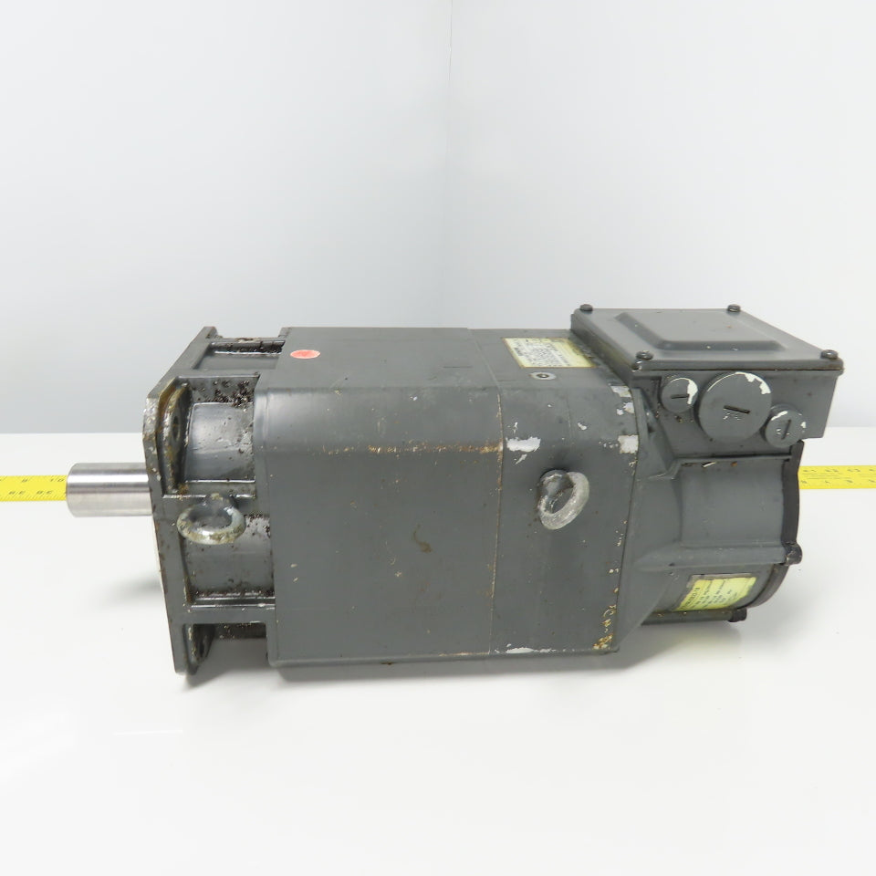 Siemens 1PH7103-2NF32-0CA3 3-Ph Servo Motor 5.5-7.0Kw 2000RPM 13A W/ Encoder