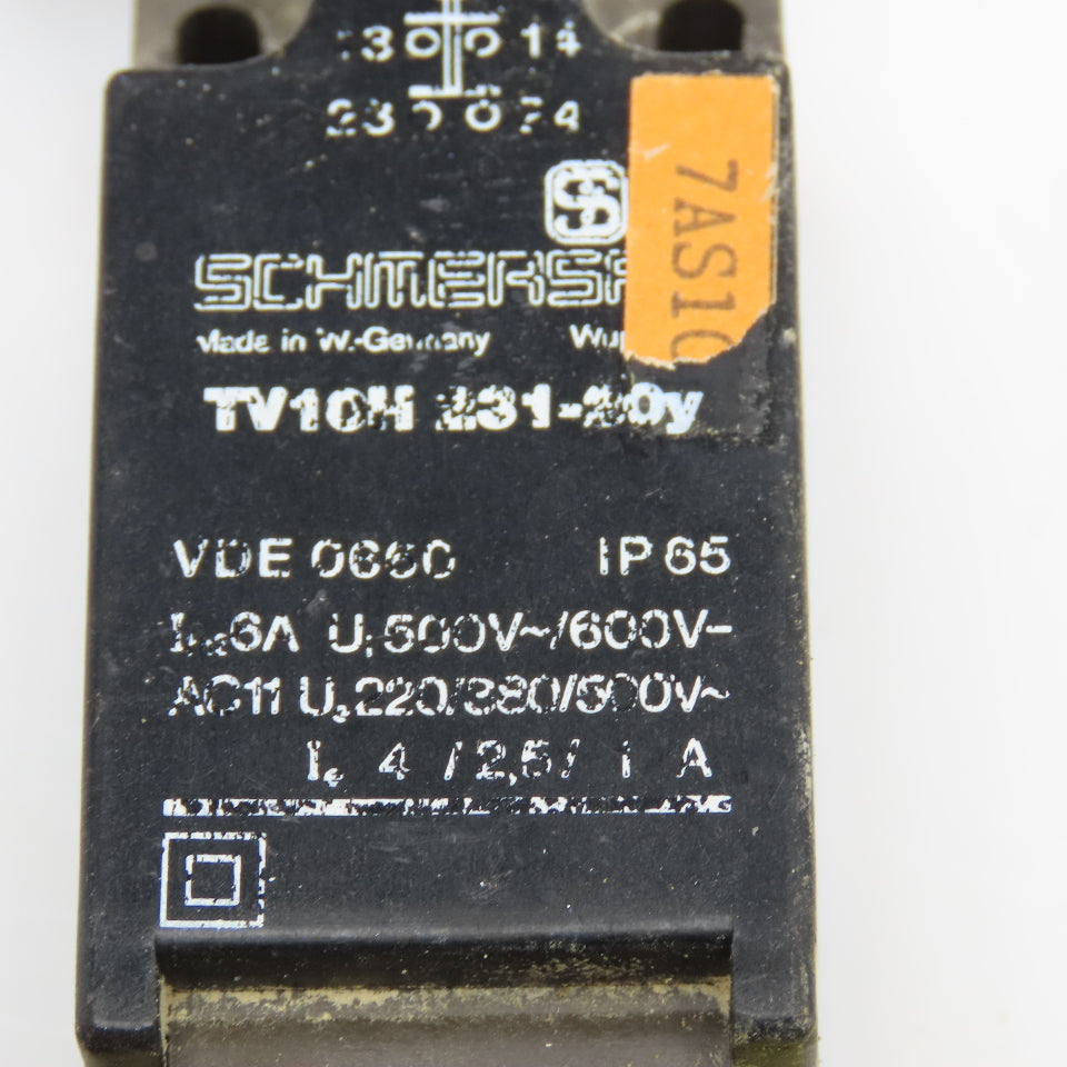 Schmersal TV10H 231-20Y 600V Limit Switch