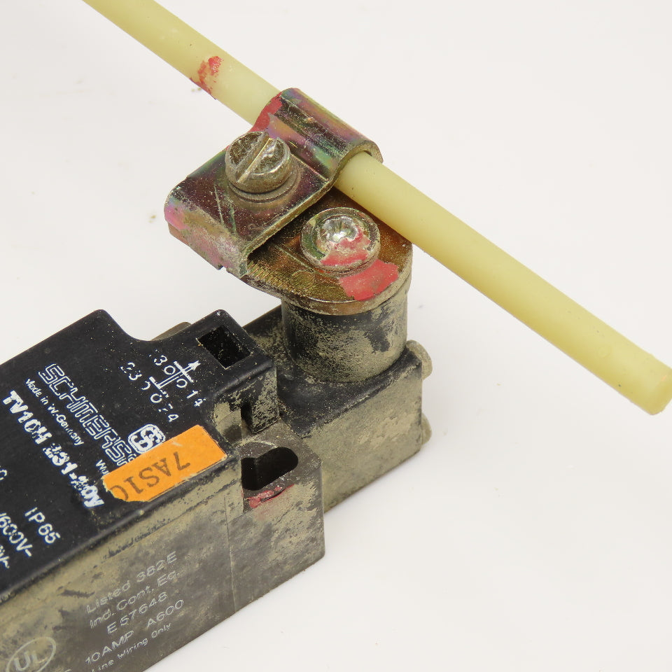Schmersal TV10H 231-20Y 600V Limit Switch