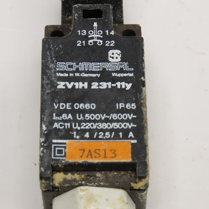 Schmersal ZV1H 231-11Y 600V Cam Roller Limit Switch