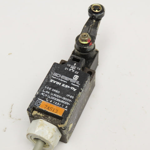 Schmersal ZV1H 231-11Y 600V Cam Roller Limit Switch