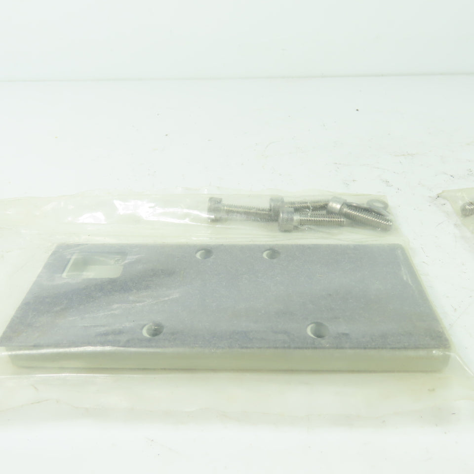 Numatics 239-644 Valve 4-Bolt Blank Plate Kit Replacement Lot Of 2