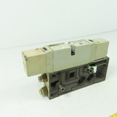 Numatics 122BB6Z2MN00061 Pneumatic Solenoid Valve 150PSI 24VDC Coil