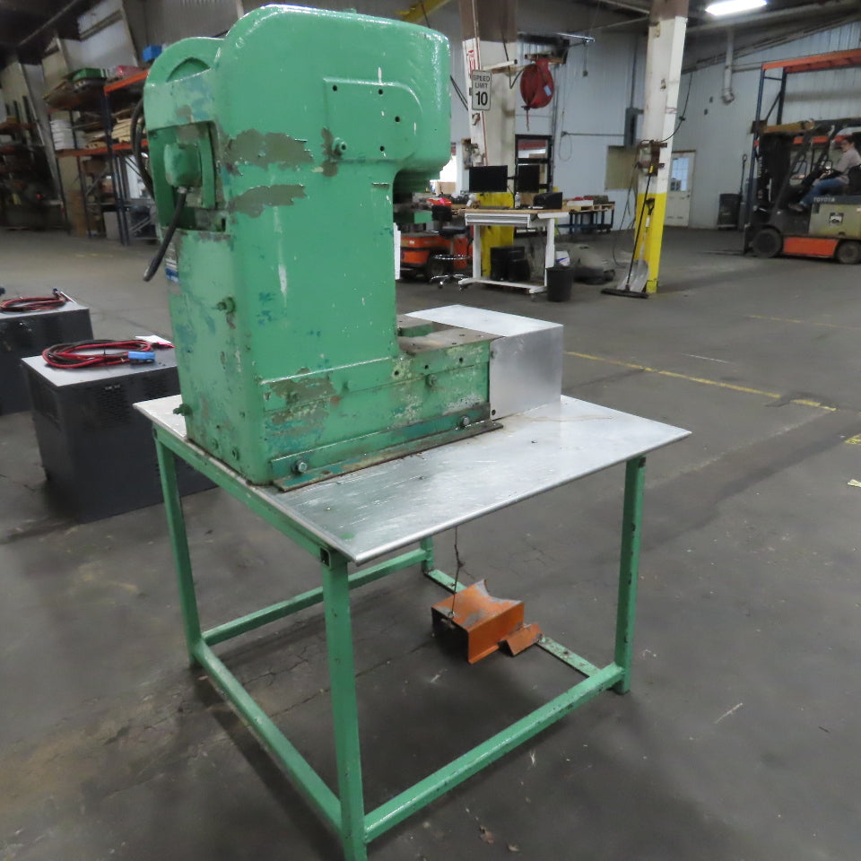 Denison M6C03A12S01A13A59 6-Ton Hydraulic Multipress 230V 3PH 4.75" Stroke