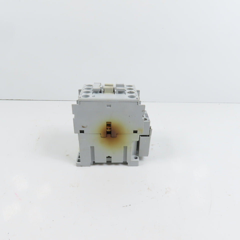 Allen Bradley 100-C09*10 Ser A C09 Contactor 600VAC Max W/ 120V 50/60HZ Coil